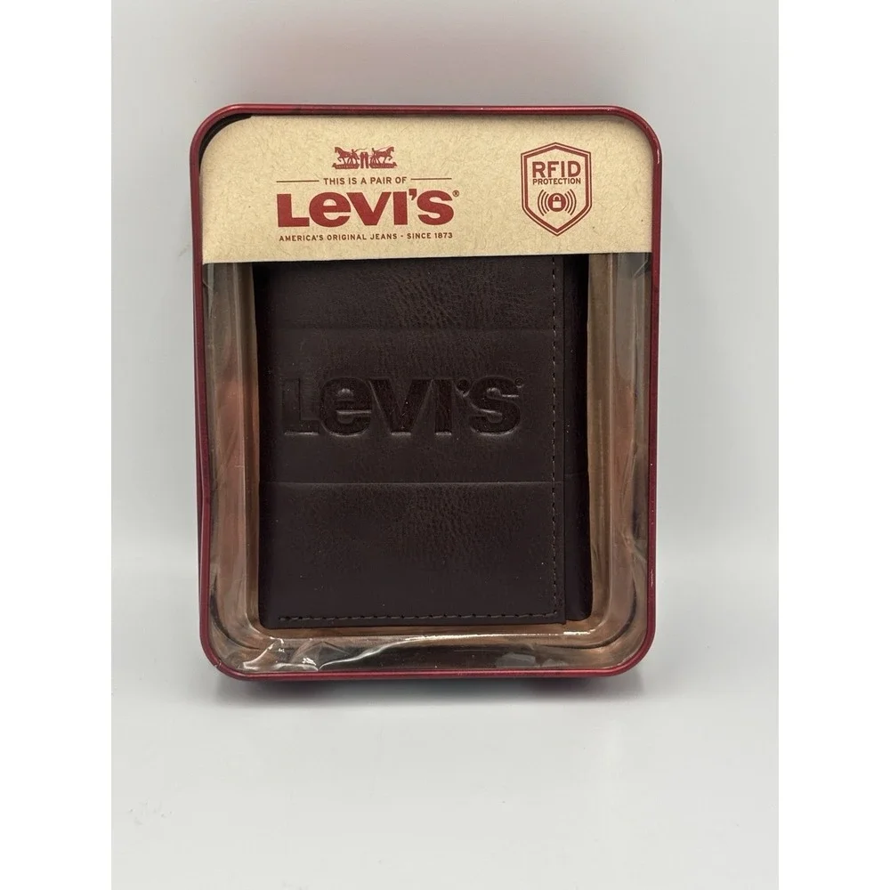 Levi's Men's RFID-Blocking‎ Coated Leather Trifold Wallet Brown